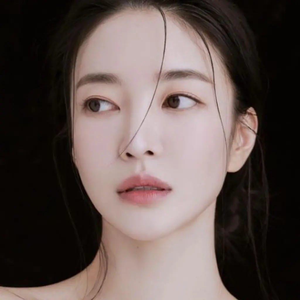 Kim Yoon Ji